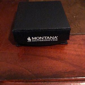 NWT Montana Silversmiths Necklace and Earring set